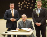 Stadtrat Markus Kurze, Ernst Schulz und BM Jörg Rehbaum