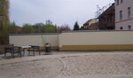 Mauer an der Deichstraße zum neuen Mehrgenerationenspielplatz